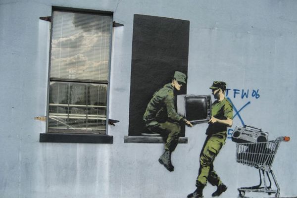 soldat-banksy soldats banksy