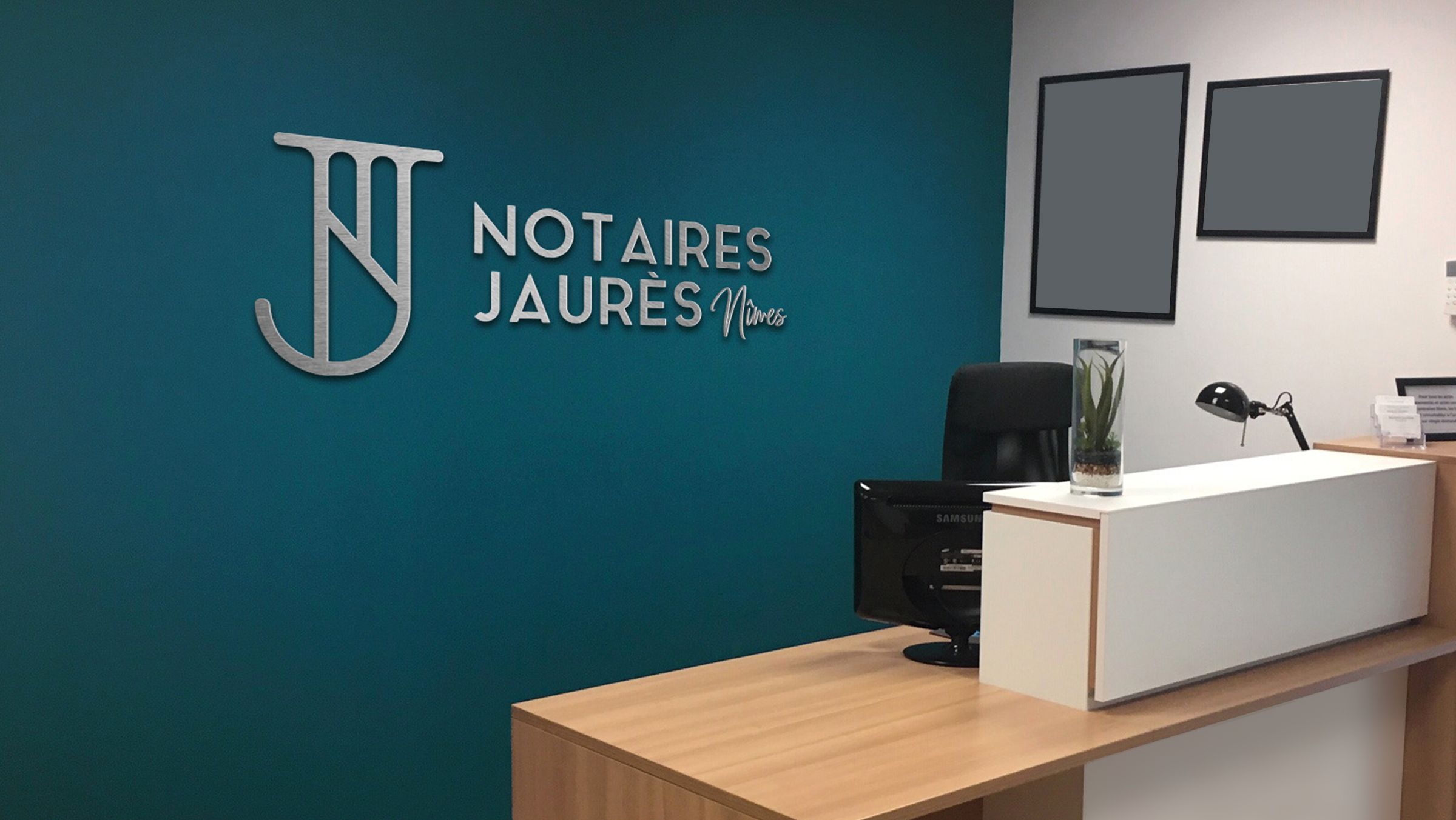 creation logo a nimes